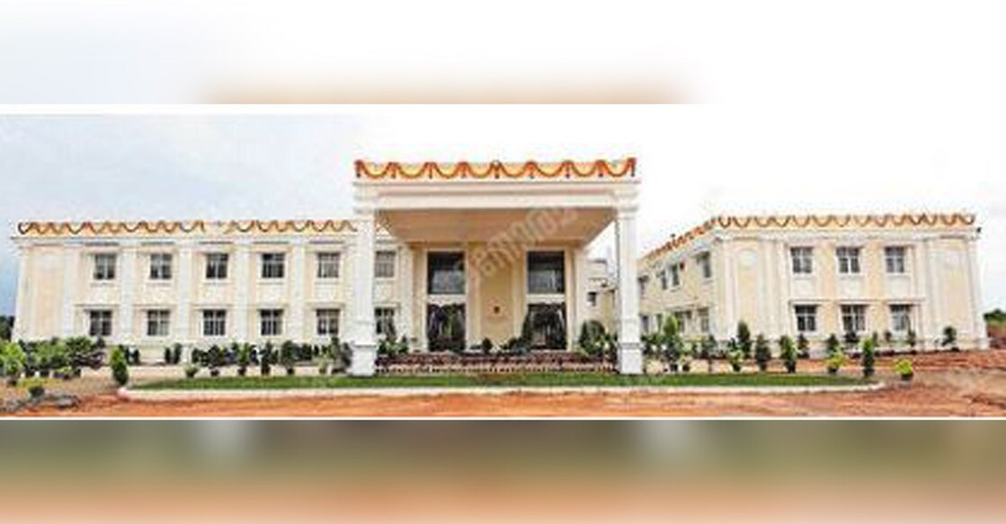 Sadguru Madhusudan Sai Institute of Medical Sciences and Research at Chikkaballapur. Photo: Manorama