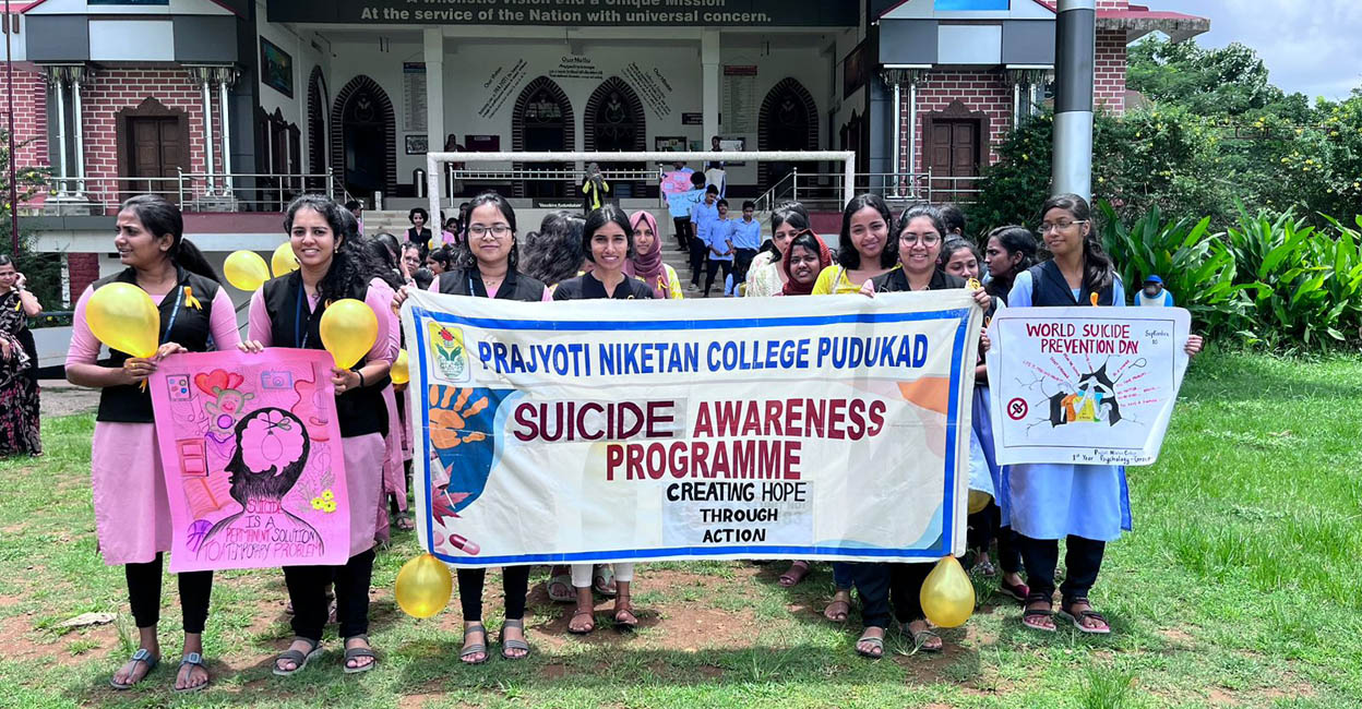 prajyothi-suicide-prevention-main The event began with an oath-taking ceremony followed by a rally of students of the psychology department. Photo: Special Arrangement