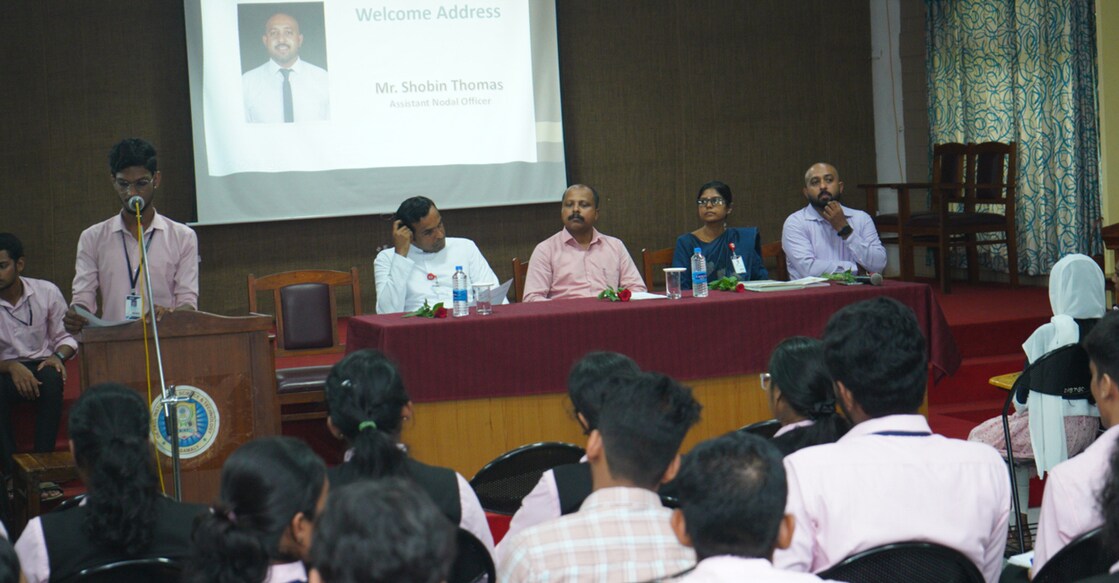 dist-college