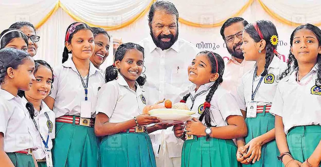 Kalolsavam begins on Saturday: Collection of supplies for festival kitchen underway The food items collected through the supply drive from schools for the Kerala School Kalolsavam were handed over to Minister V Sivankutty by the students of the Kodathi School. MLA Kadakampally Surendran is seen nearby. Photo: Manorama
