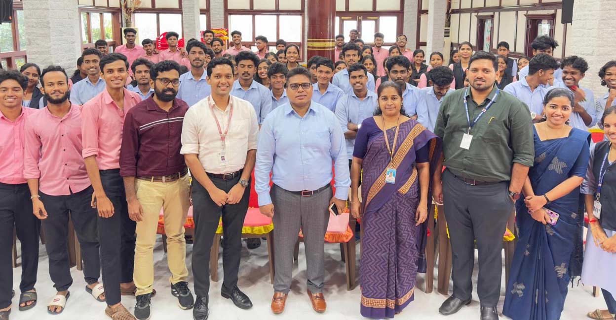 The Commerce Association of Prajyoti Niketan College, From left to right, Dr Renjith R, association director , Dr Alan Lukose, HoD, Mr Jyothis Mohan, IRS, Dr Mary Paul Chakkachamparambil, Vice Principal. Photo: Special Arrangement
