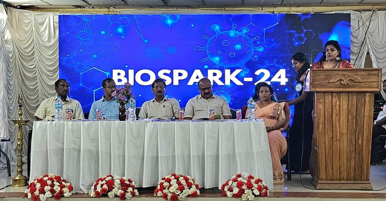 'Biospark-24', a one-day national seminar, titled 'Biochemistry Learning and Practice: Changing Trends and Scope' was hosted by the Department of Medical Biochemistry, School of Medical Education, Gandhinagar, Kottayam. Photo: Special arrangement