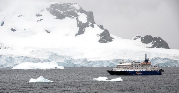 Antartica Cruisie
