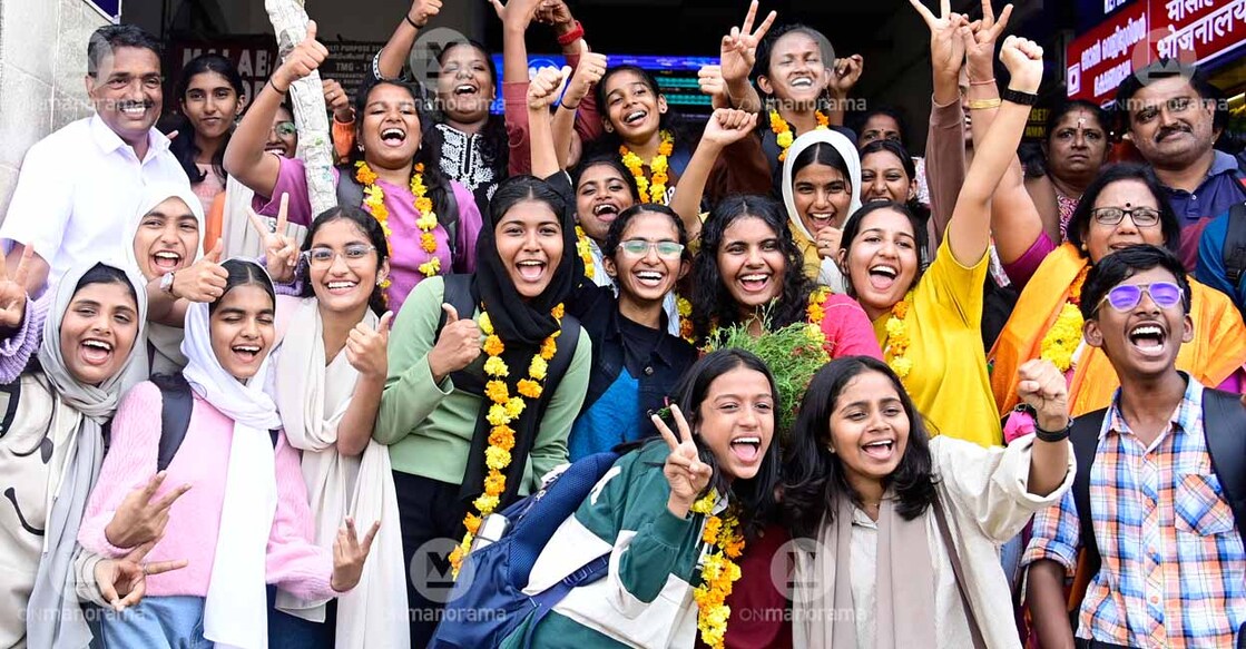 Thiruvananthapuram Central Railway Station and KSRTC bus stand at Thampanoor have transformed into points to receive the students reaching the city. Photo: Rinku Raj Mattancherriyil