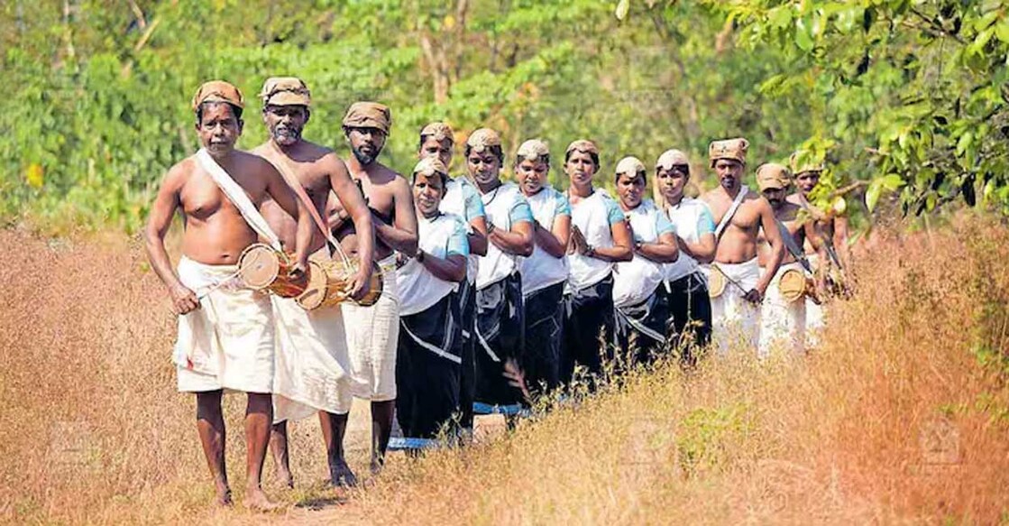 Members of the Dr B R Ambedkar Self-Help Group in Puliyanadukkam Nagar, Kasaragod are presenting a Mangalam kali performance. Photo: Special arrangement