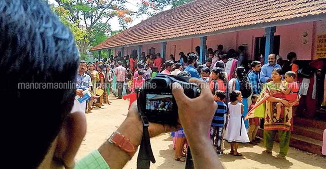 247 students take admission at this school in just 1 hour!