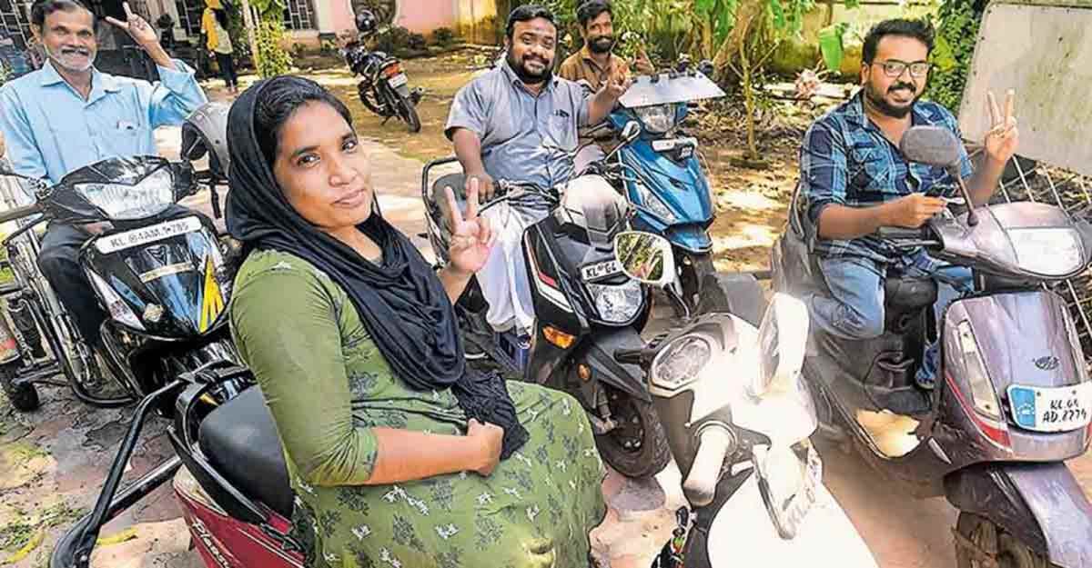 Wheelchair users in Alappuzha take wings, start online delivery of home-made products Wheelchair users in Alappuzha take wings, start online delivery of home-made products