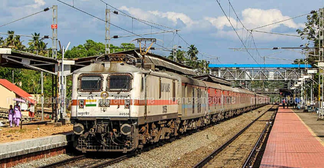 Chennai mail runs on unhygienic track 