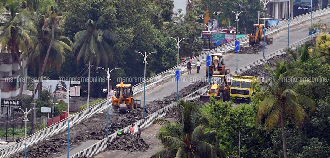 Faulty design, shoddy work glaring in Palarivattom flyover: IIT experts Faulty design, shoddy work glaring in Palarivattom flyover: IIT experts
