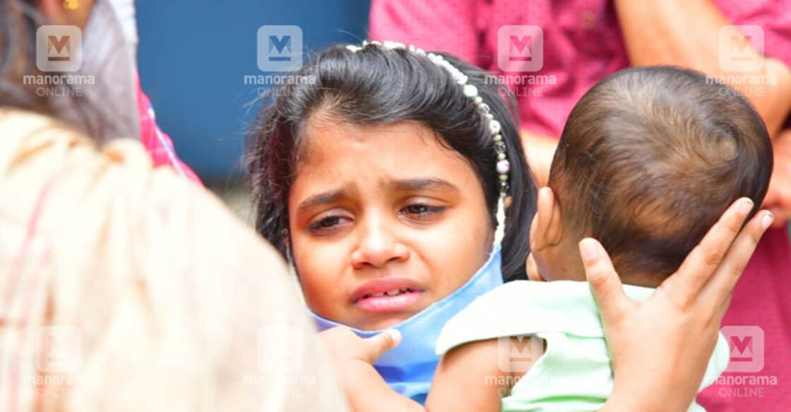Doctor Mary hands over infant to Covid cured parents after a month of baby-sitting