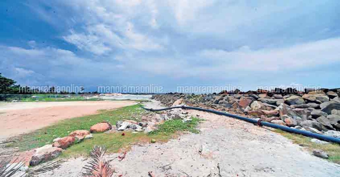 A Kerala village that's slowly disappearing into the sea