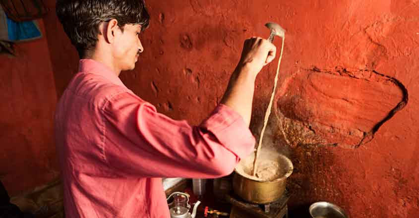 Sale of fake tea powder rampant Sale of fake tea powder rampant