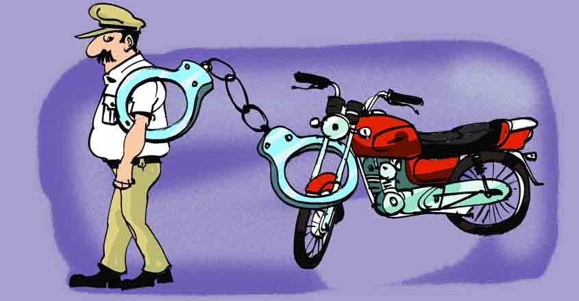 Biker's COVID-19 ruse to evade traffic cops falls flat Biker's COVID-19 ruse to evade traffic cops falls flat