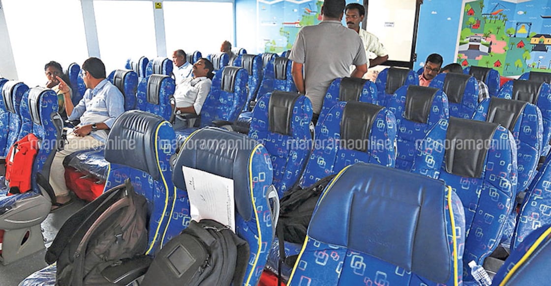 Fast ferry services to start on Sunday Fast ferry services to start on Sunday