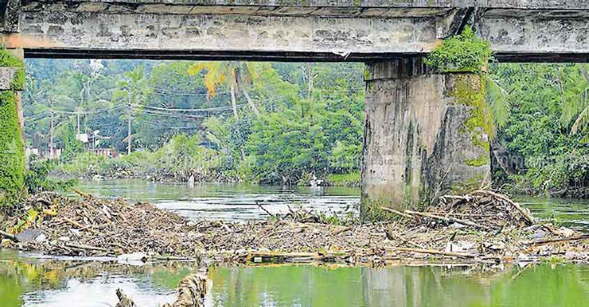 thazhathangady-bridge thazhathangady-bridge