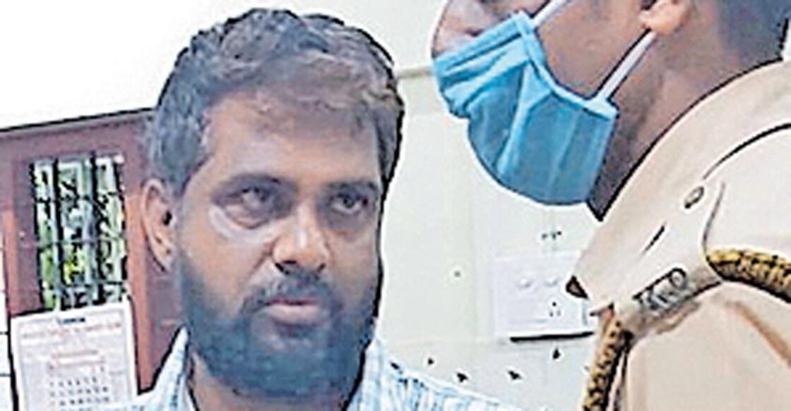 UD clerk tries to set colleagues on fire at panchayat office in Kottayam