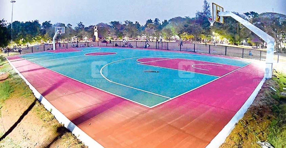 New basketball court at Mananchira all set for reopening