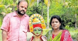 Class III student pays tribute to healthcare personnel through Ottamthullal Class III student pays tribute to healthcare personnel through Ottamthullal