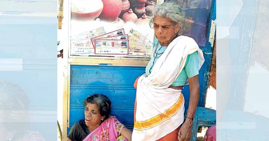 Kerala CM extends a helping hand to mother-daughter, who travel 50km every day for safe shelter