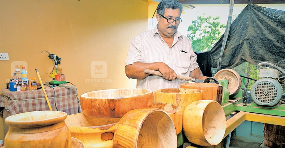 Seeking a market for ecofriendly kitchen utensils made of teakwood