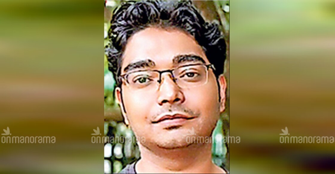 Web designer held for posting women's pics on porn sites