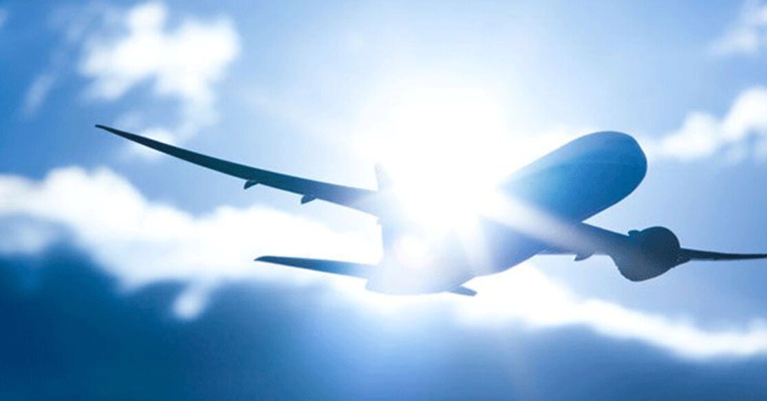 US bans airlines from flying over Iran, Iraq and the Gulf US bans airlines from flying over Iran, Iraq and the Gulf
