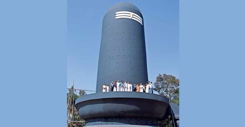 here-s-the-tallest-shivalingam-in-the-country