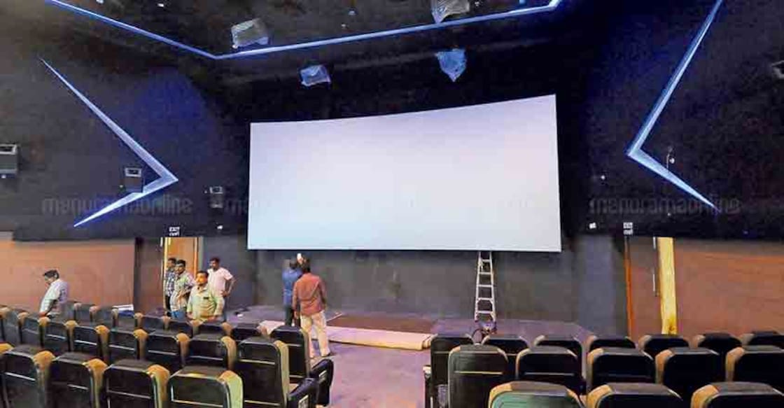 Now watch a movie at Thampanoor bus terminal Now watch a movie at Thampanoor bus terminal