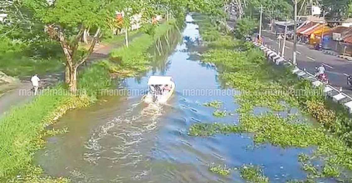 Dry run of boat on unclogged stretch of Parvathy Puthanar Dry run of boat on unclogged stretch of Parvathy Puthanar