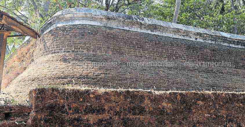 Why politicos fear this massive wall in Thrissur Why politicos fear this massive wall in Thrissur