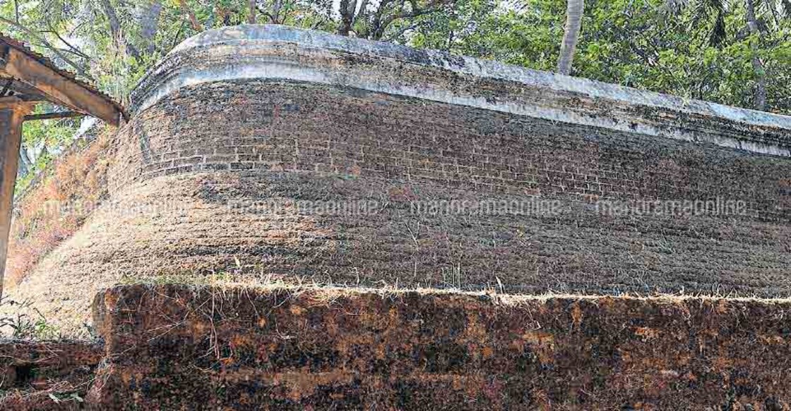 Why politicos fear this massive wall in Thrissur