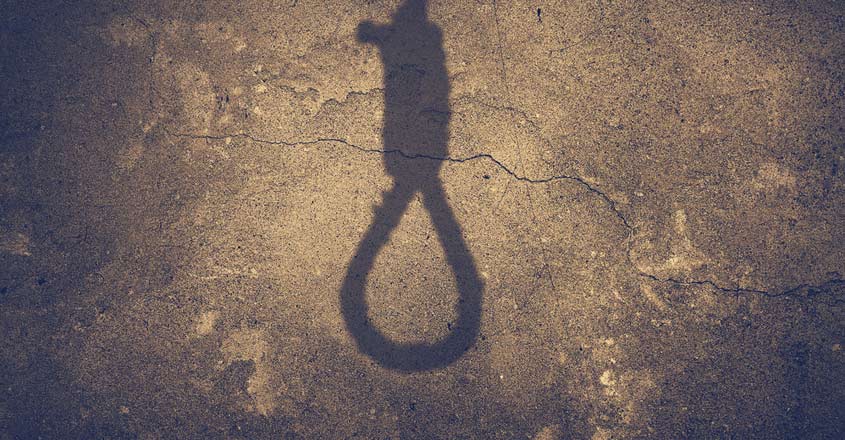Flood-hit labourer kills self after long wait for govt relief 