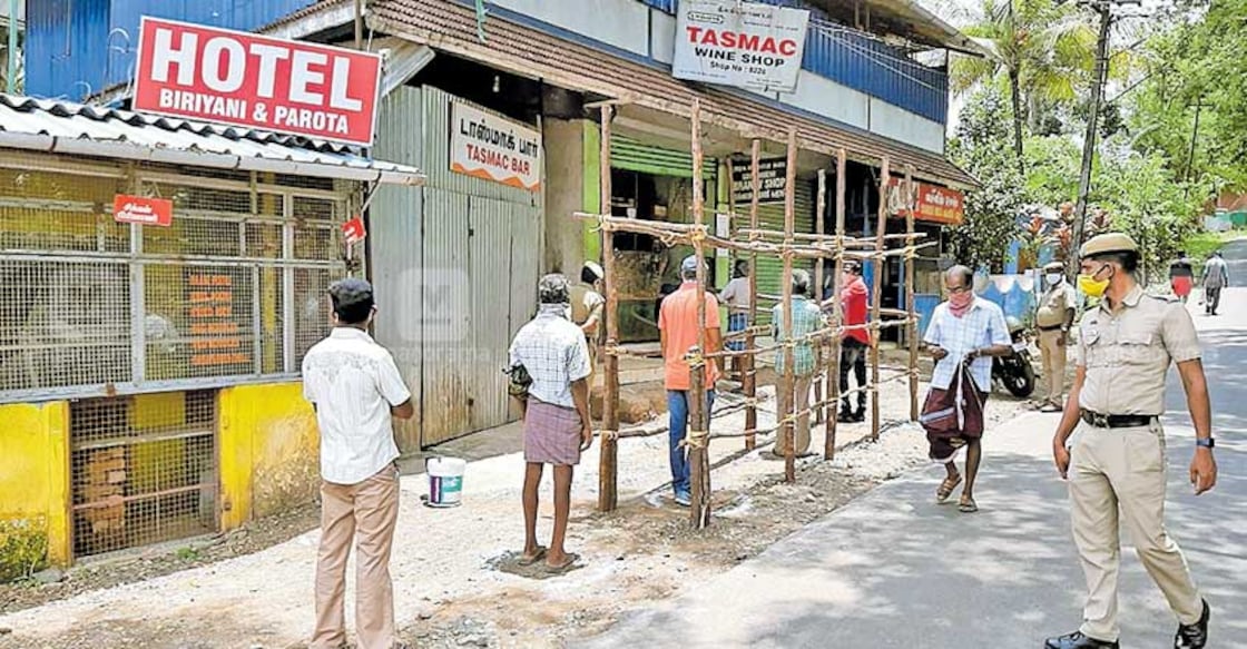 Liquor 'dissolves' inter-state border in Wayanad