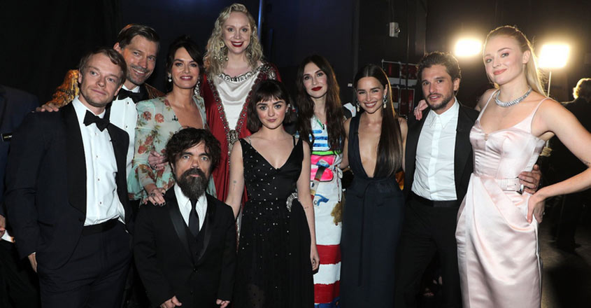 game-of-thrones-team-at-emmys game-of-thrones-team-at-emmys