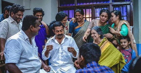 Asif Ali s Kettiyolaanu ente Malakha review A touching and