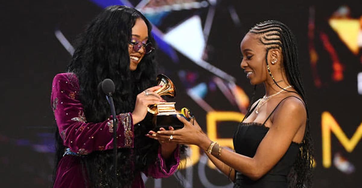 her-and-toana-thomas-grammys her-and-toana-thomas-grammys