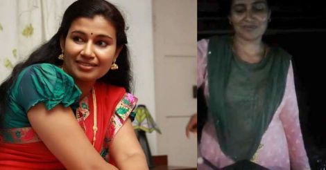 Television actor by day, street food hawker by night