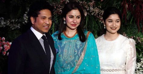 Virat, Anushka host Mumbai reception