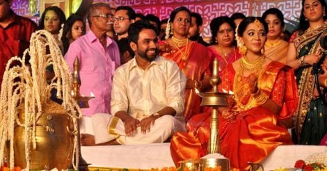 Director Vinayan's daughter entered wedlock | Video, pix