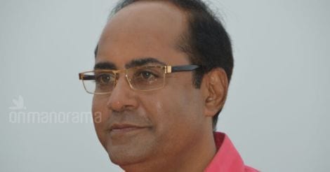 Dinesh Panicker takes dignified stance on Dileep's arrest