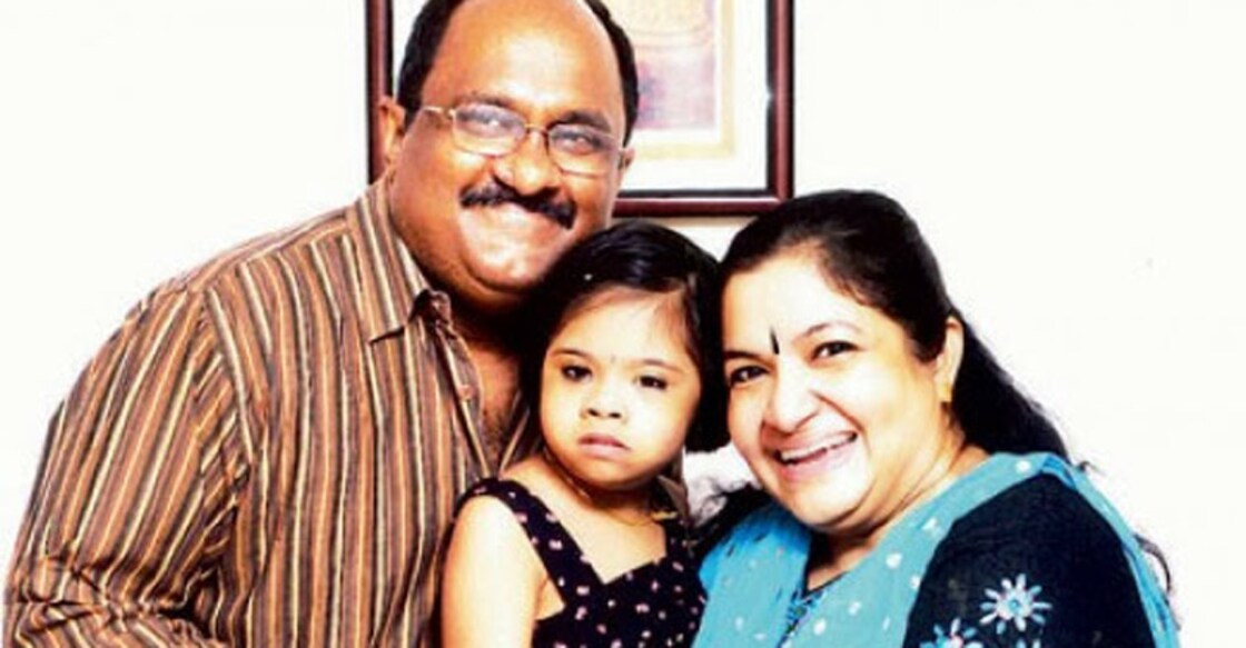 chithra-daughter-family