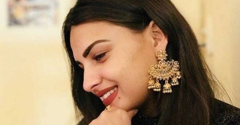 This Punjabi beauty is a rival to ‘wink’ girl Priya