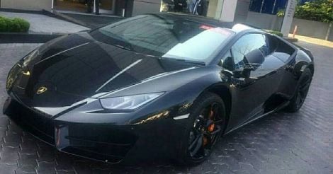 prithviraj-lamborghini-2