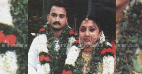 Nithya Das and Arvind