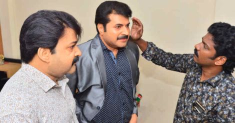 Mammootty Mohanlal wax statue