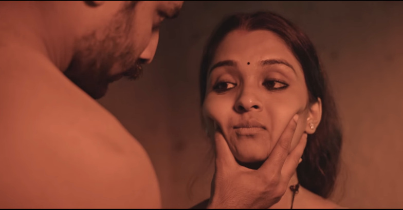 Vinitha Koshy stuns viewers in award-winning movie 'Ottamuri Velicham' |  Video | Entertainment News | Movie News | Film News