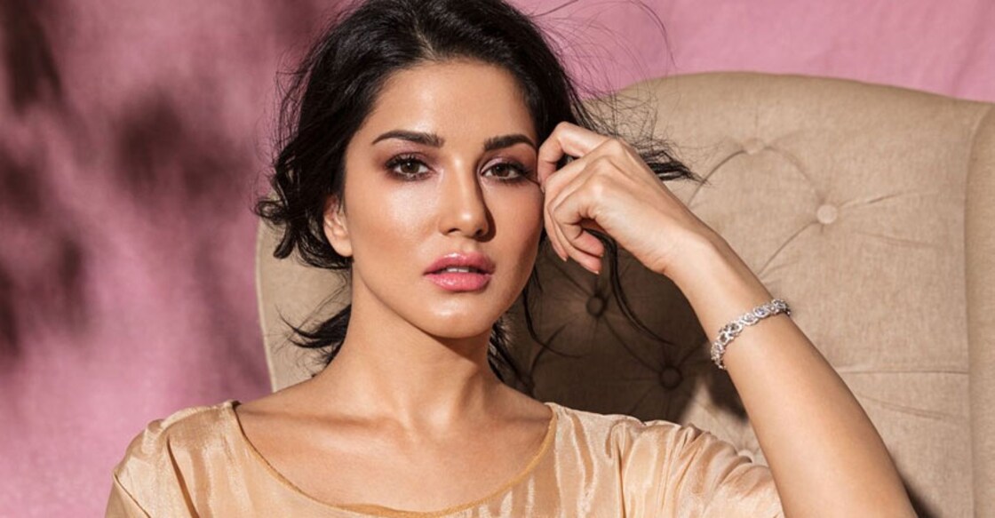 Sunny Leone set to become junior engineer in Bihar!