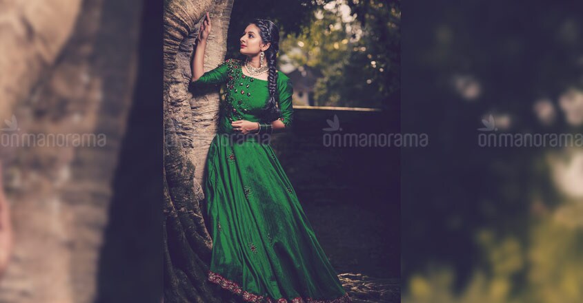 Drishyam Girl Grows Up Dazzles In Photoshoot Esther Anil Actress Malayalam Photoshoot 4425