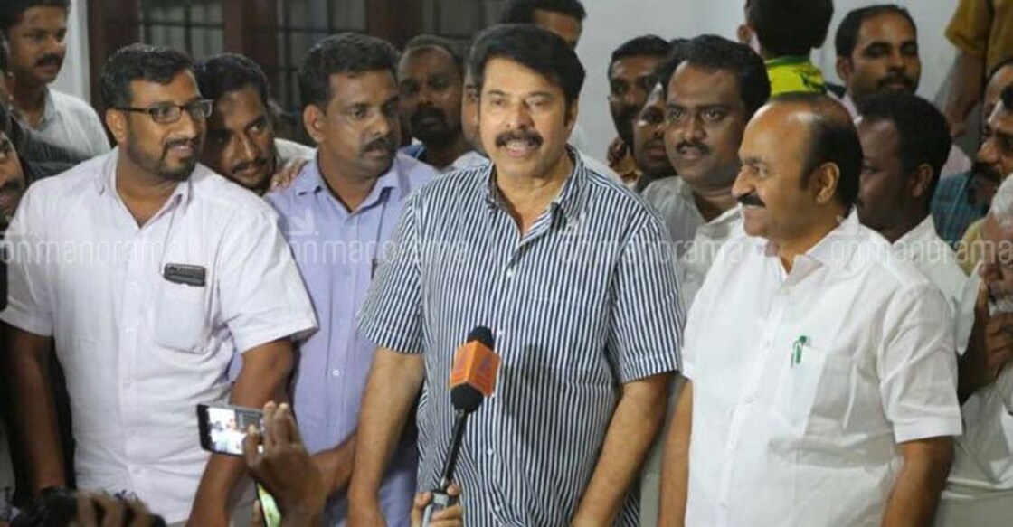 Mammootty's surprise visit cheers up inmates of flood-relief camp