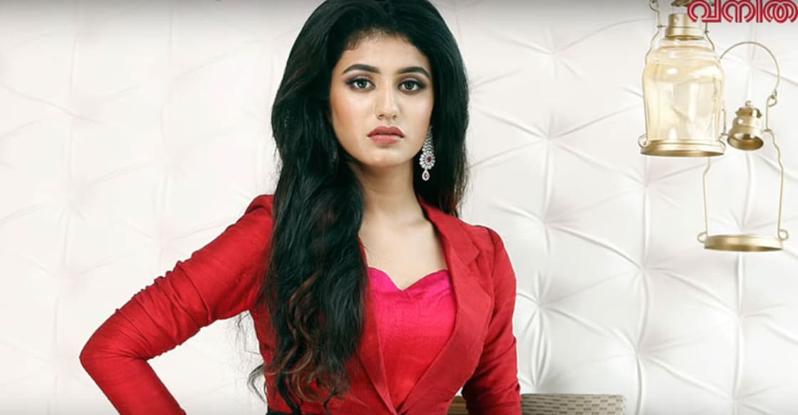 priya-varrier-1 priya-varrier-1